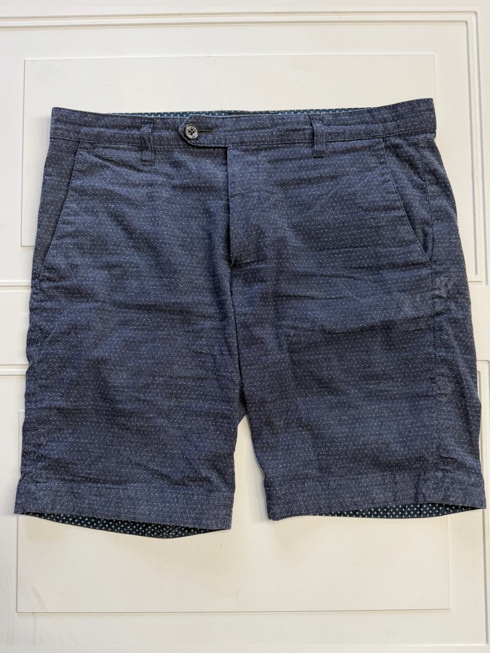 Ted Baker Men’s Sz 32R Blue Dot 8” Inseam Casual Chino Shorts